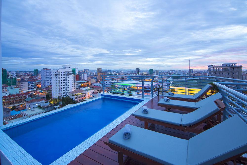 Colina Sky Hotel Phnom Penh Extérieur photo