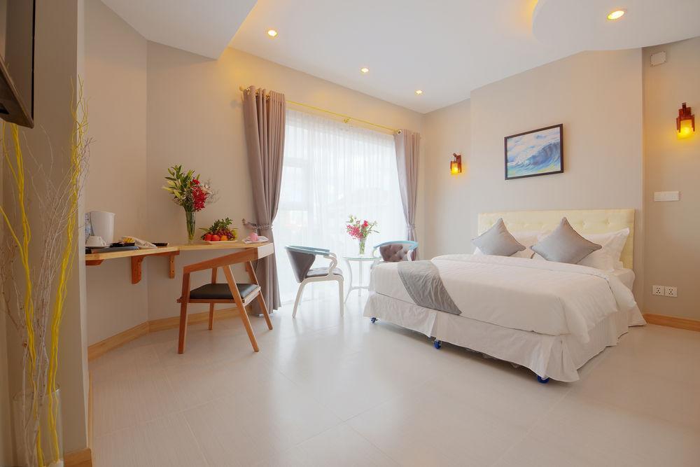 Colina Sky Hotel Phnom Penh Extérieur photo