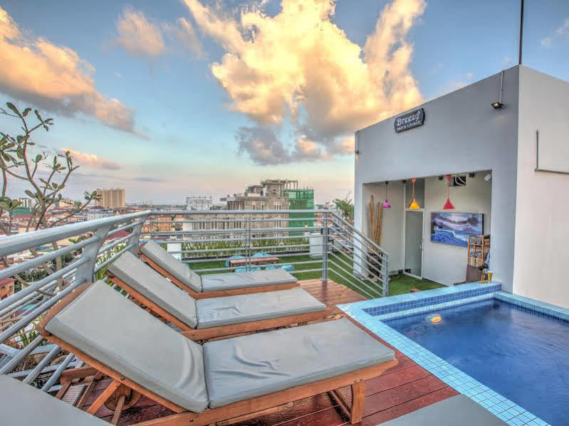Colina Sky Hotel Phnom Penh Extérieur photo
