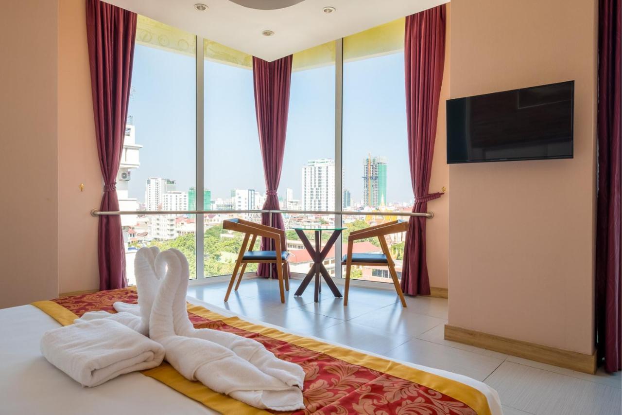 Colina Sky Hotel Phnom Penh Extérieur photo