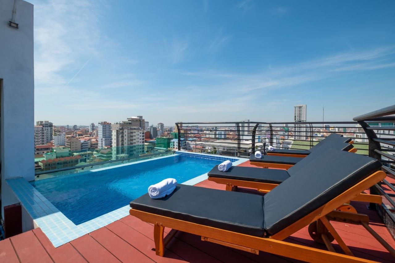 Colina Sky Hotel Phnom Penh Extérieur photo