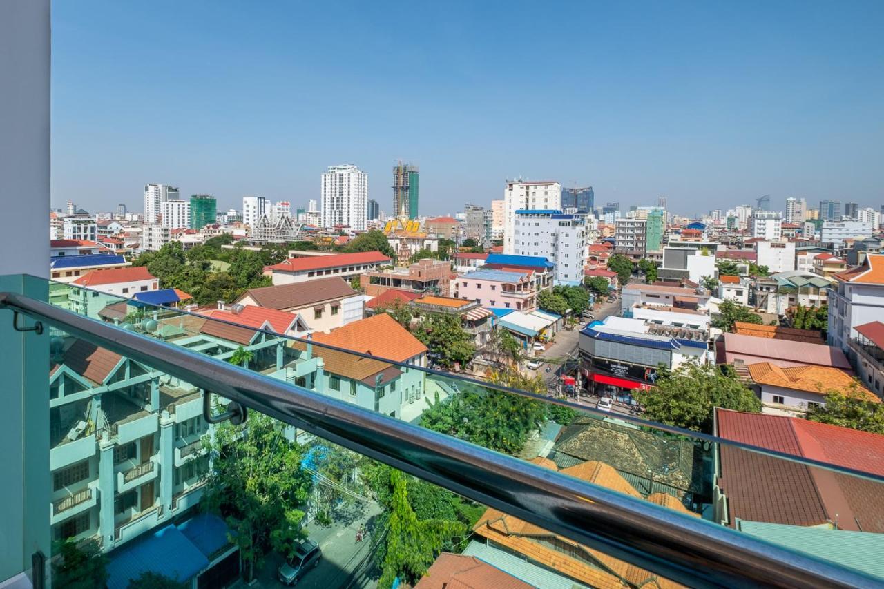 Colina Sky Hotel Phnom Penh Extérieur photo