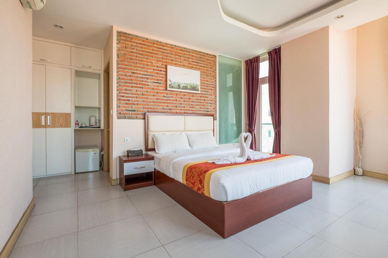 Colina Sky Hotel Phnom Penh Extérieur photo