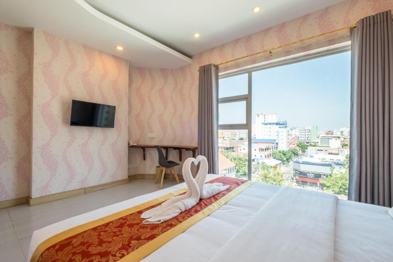 Colina Sky Hotel Phnom Penh Extérieur photo
