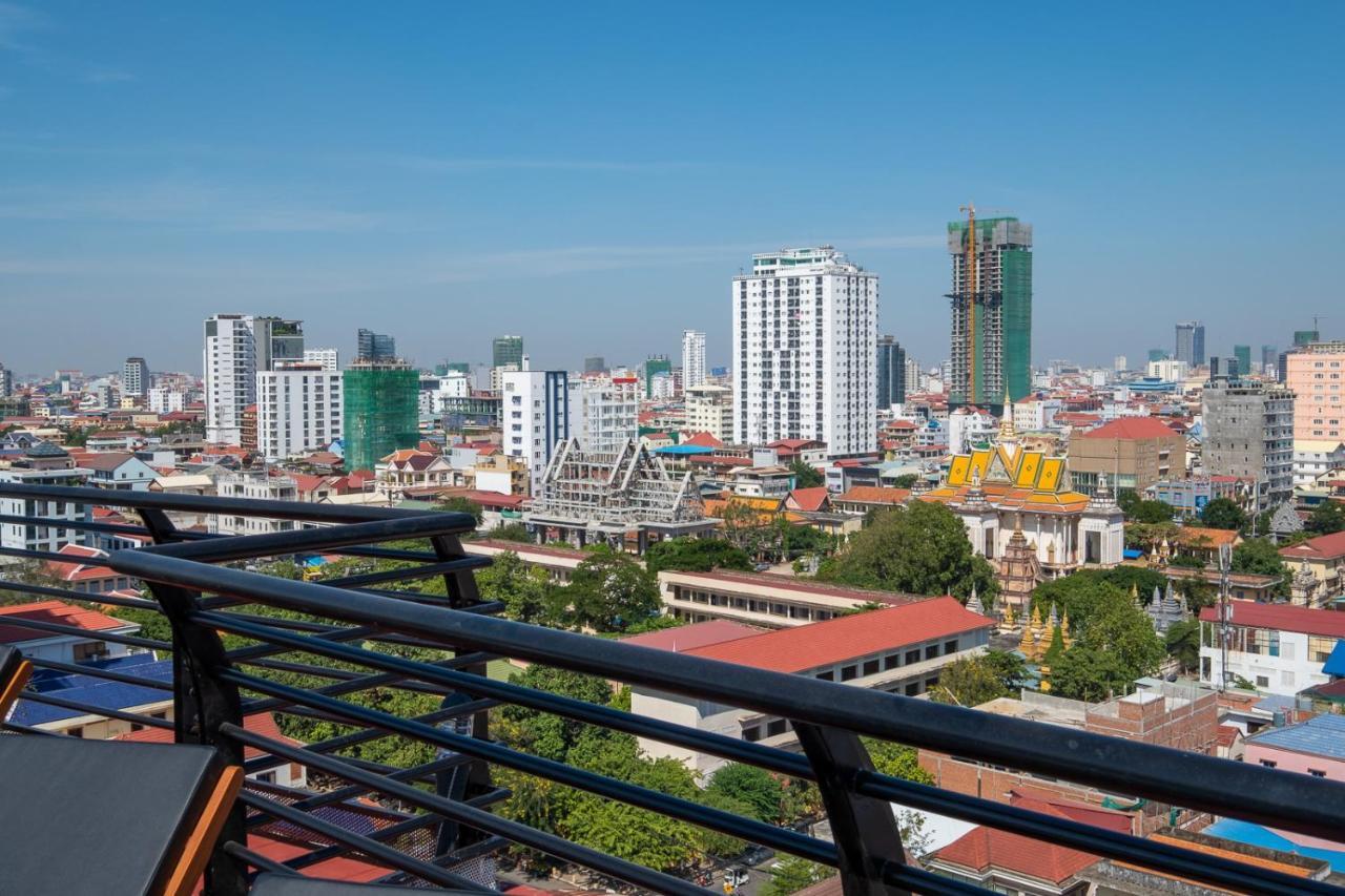 Colina Sky Hotel Phnom Penh Extérieur photo